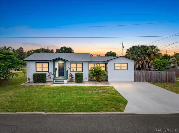 440 42nd Street N, St Petersburg, FL 33713