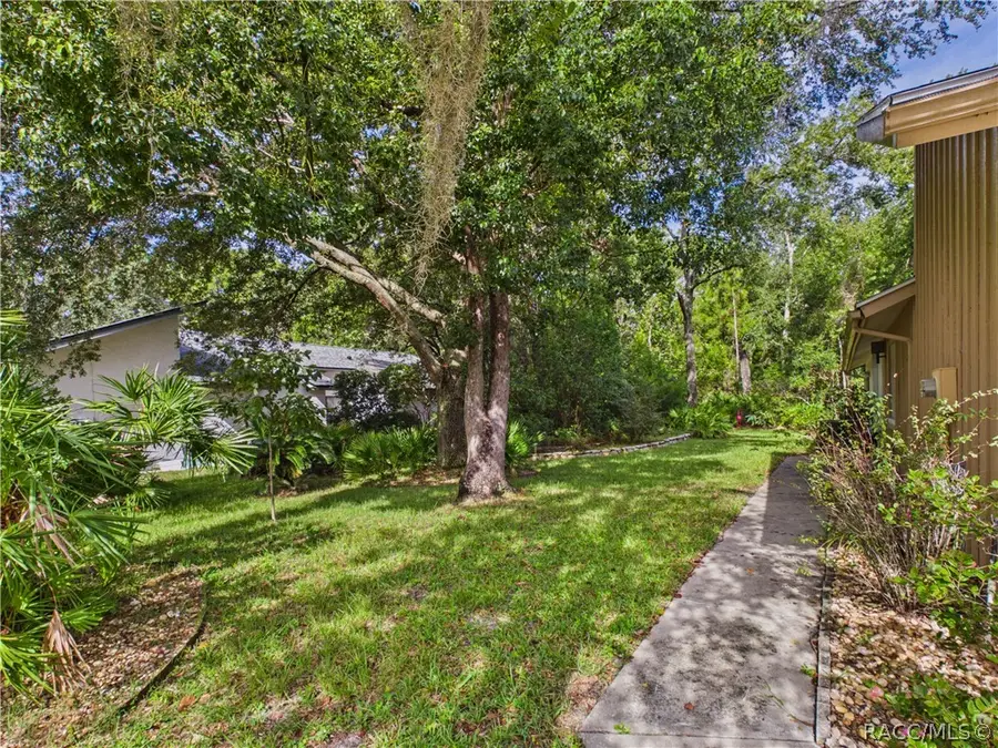 48 Golfview Court, Homosassa, FL 34446 - #2