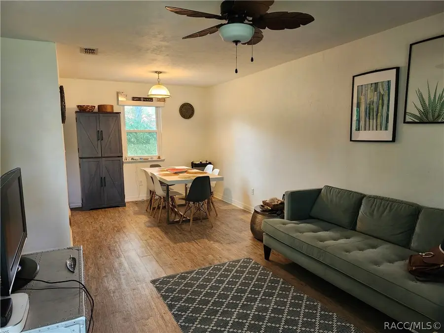 656 NE 11th Street, Crystal River, FL 34428 - #3