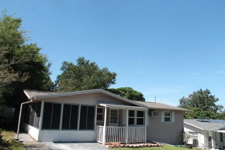 18 E Golden Street, Beverly Hills, FL 34465 - #2