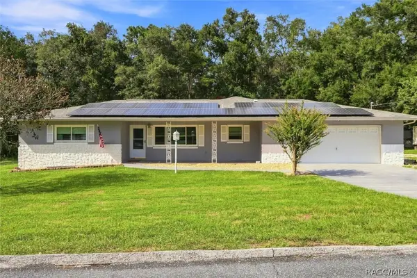 5677 W Pine Circle, Crystal River, FL 34429