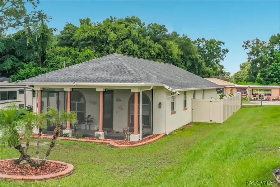 803 Crestview Circle N, Wildwood, FL 34785 - #2