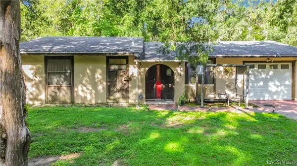 7130 S Brookwood Terrace, Floral City, FL 34436