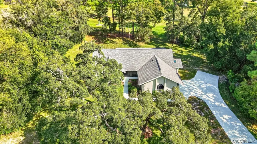 685 E Liberty Street, Hernando, FL 34442 - #2