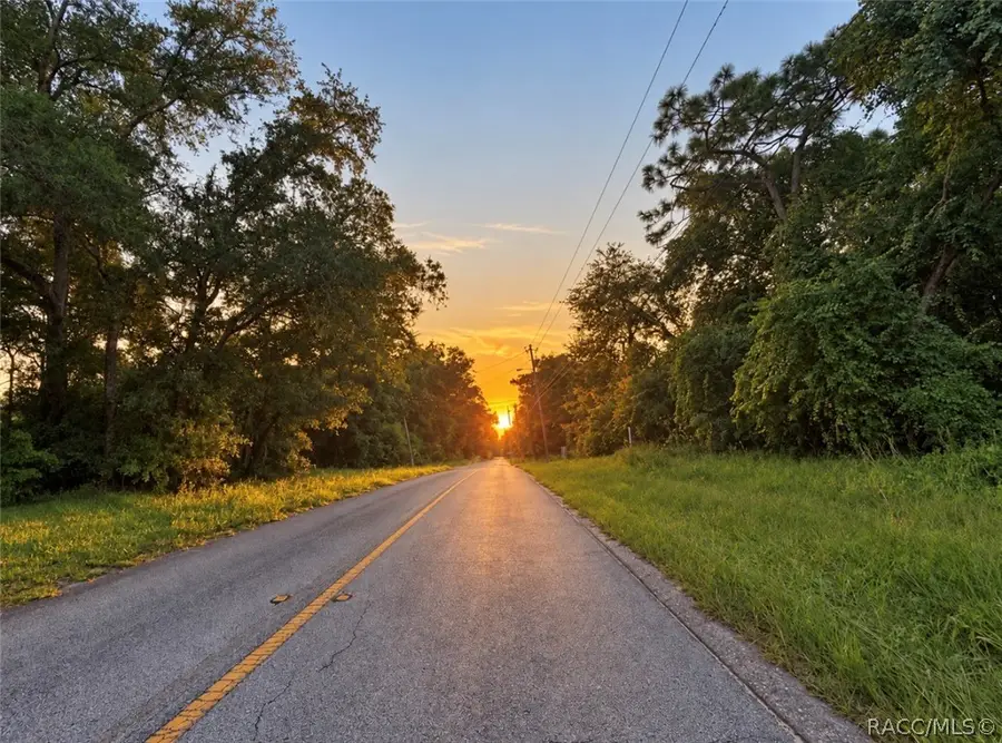 6831 E Glencoe Street, Inverness, FL 34452 - #2