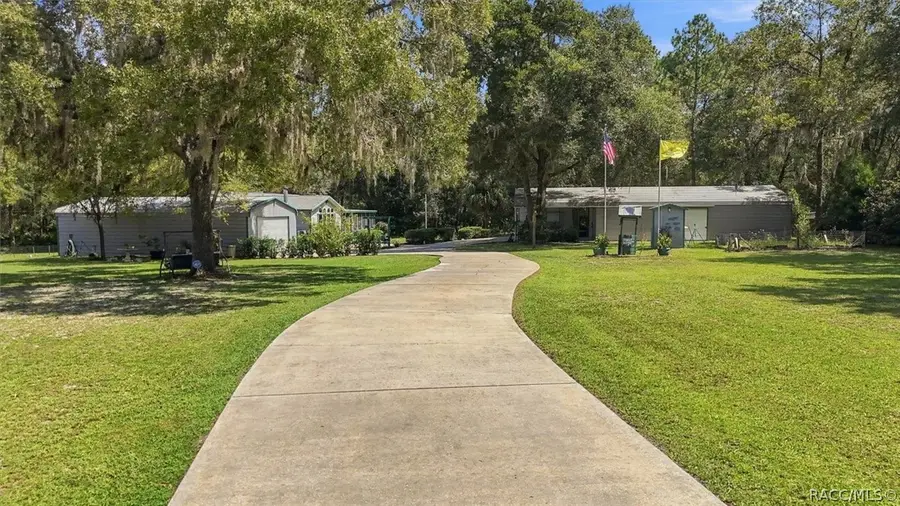 3159 N Holiday Drive, Crystal River, FL 34428 - #2