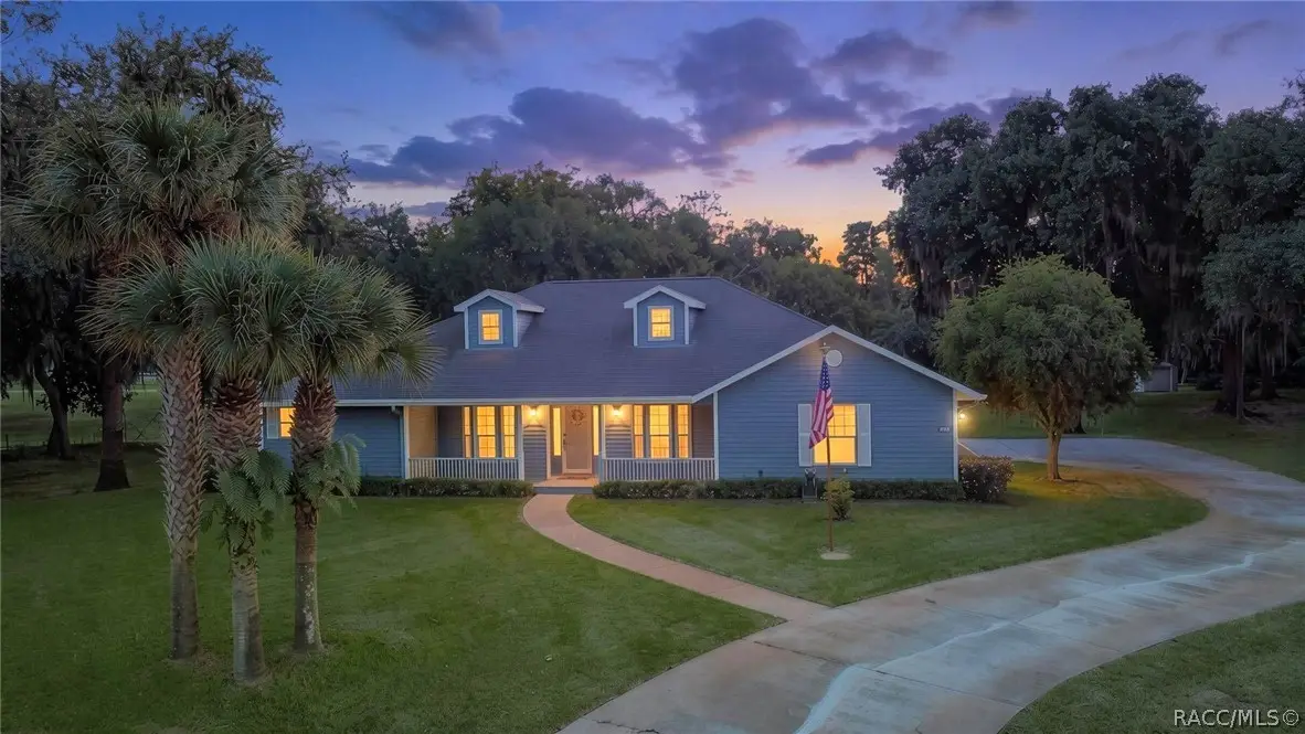 210 N Horse Prairie Road, Inverness, FL 34450 - #1