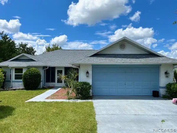 3884 N Blazingstar Way, Beverly Hills, FL 34465
