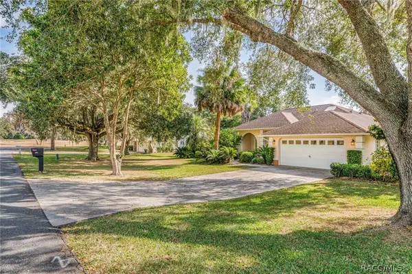 1125 N Sabal Palm Way, Inverness, FL 34453