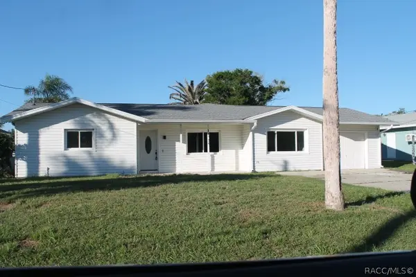 11725 W Bayshore Drive, Crystal River, FL 34429