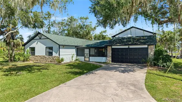 2195 N Slewfoot Path, Crystal River, FL 34429