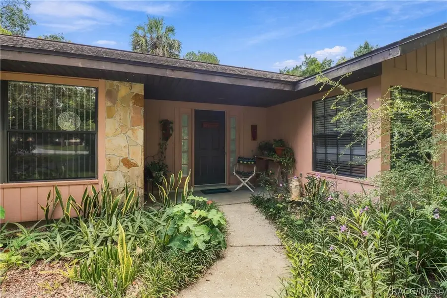32 Palm Circle Drive, Inglis, FL 34449 - #3