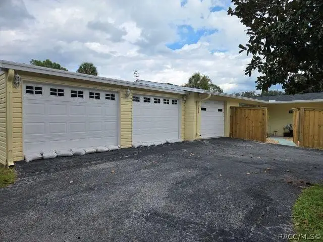 7507 W 7 Rivers Drive, Crystal River, FL 34429 - #2