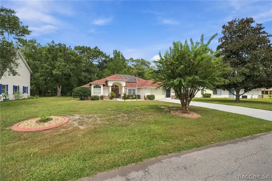 4 Sycamore Court W, Homosassa, FL 34446 - #2