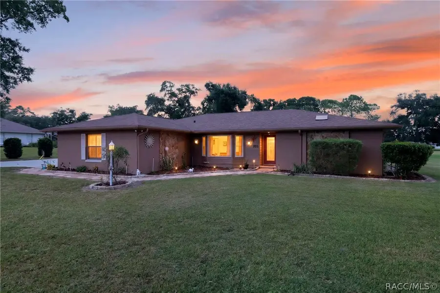 205 E Falconry Court, Hernando, FL 34442 - #2