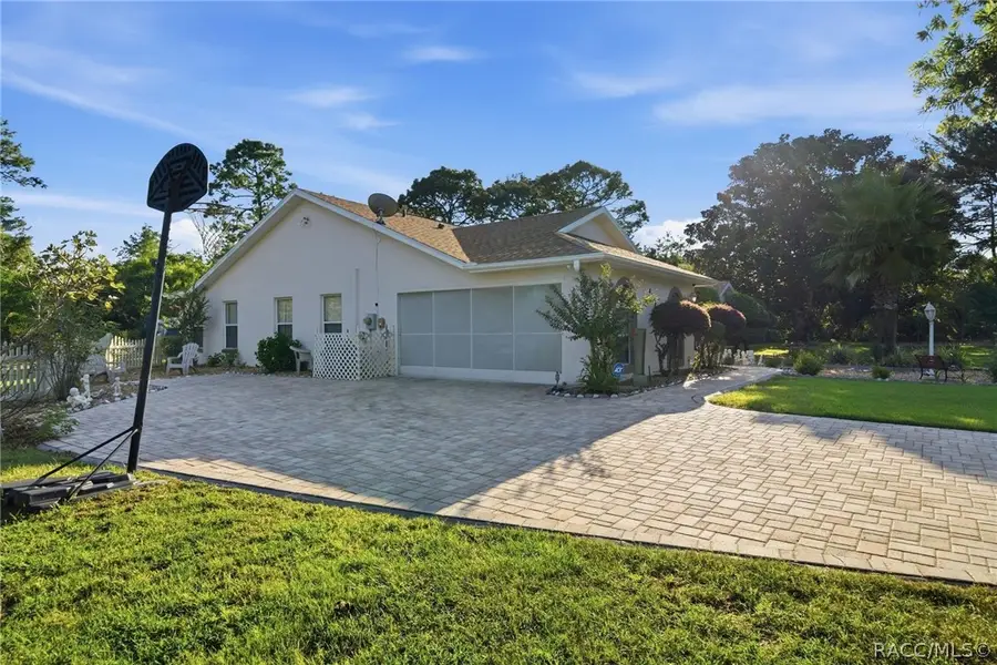 4748 W Maverick Court, Beverly Hills, FL 34465 - #3