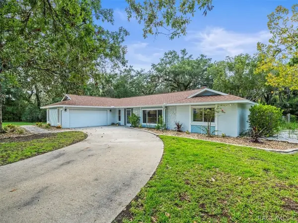11815 W Waterway Drive, Homosassa, FL 34448
