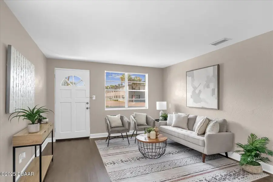 461 Brentwood Drive, Daytona Beach, FL 32117 - Image #2