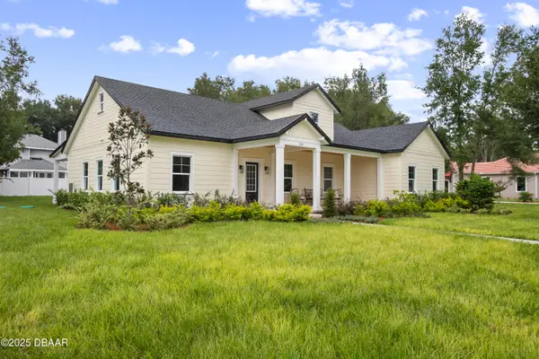 292 W Delaware Avenue, Lake Helen, FL 32744