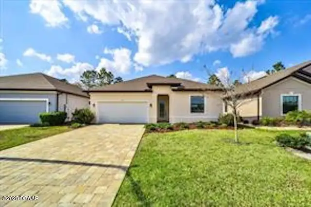 11 Green Circle, Palm Coast, FL 32164 - Image #1