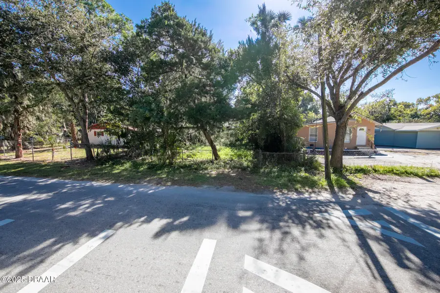 707 Kingston Avenue, Daytona Beach, FL 32114 - #3