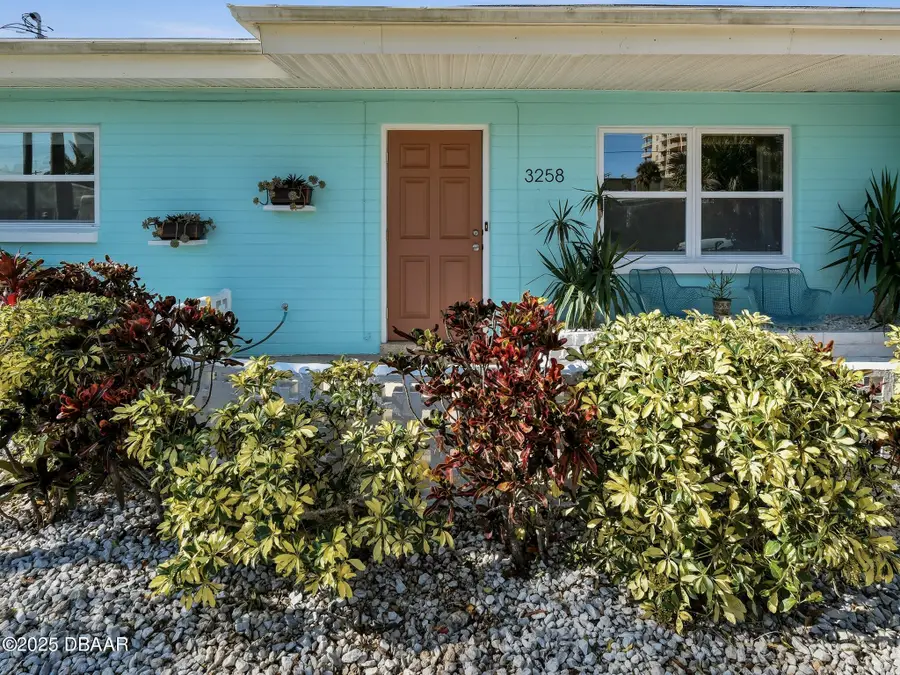 3258 Esperanza Avenue, Daytona Beach, FL 32118 - Image #2