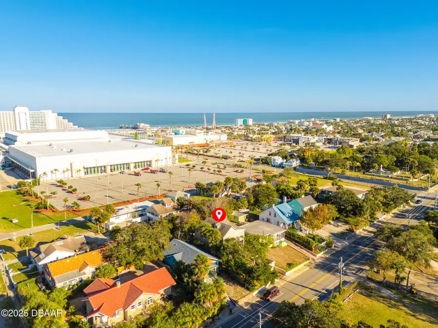 132 N Peninsula Drive, Daytona Beach, FL 32118 - Image #2