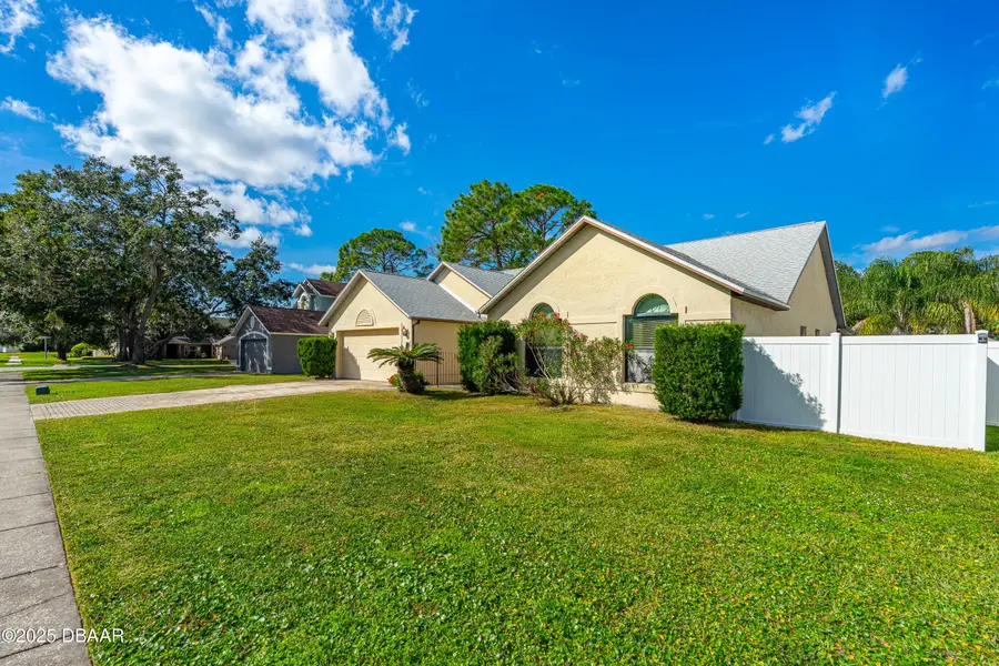 1392 Surrey Park Drive, Port Orange, FL 32128 - #3