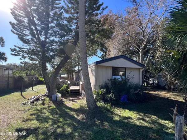 1156 Greenbriar Avenue, Port Orange, FL 32127