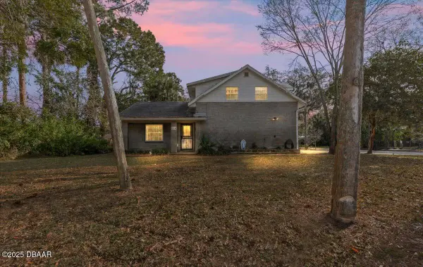 824 Fleming Avenue, Ormond Beach, FL 32174