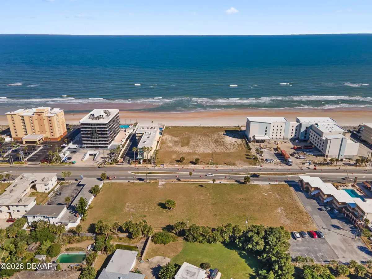 1012 N Atlantic Avenue, Daytona Beach, FL 32118 - Image #1