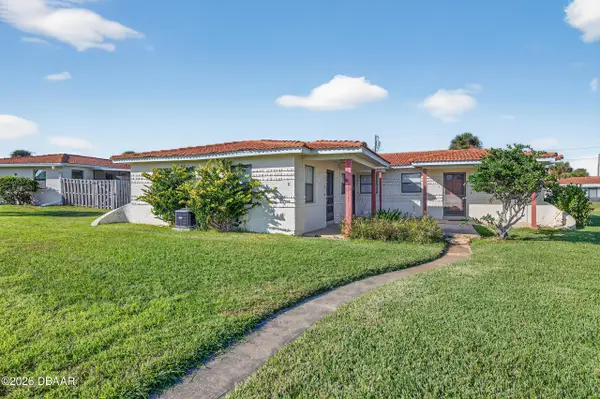 11 Oriole Circle, Ormond Beach, FL 32176