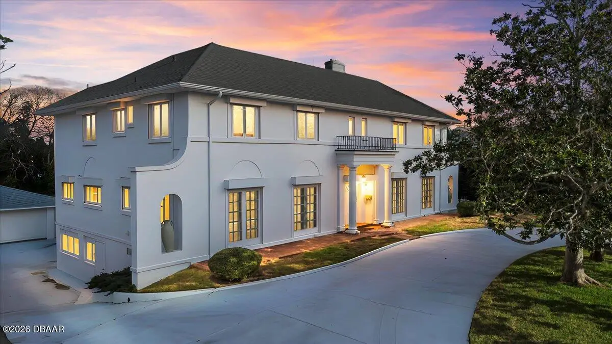 1428 N Halifax Avenue, Daytona Beach, FL 32118 - Image #1