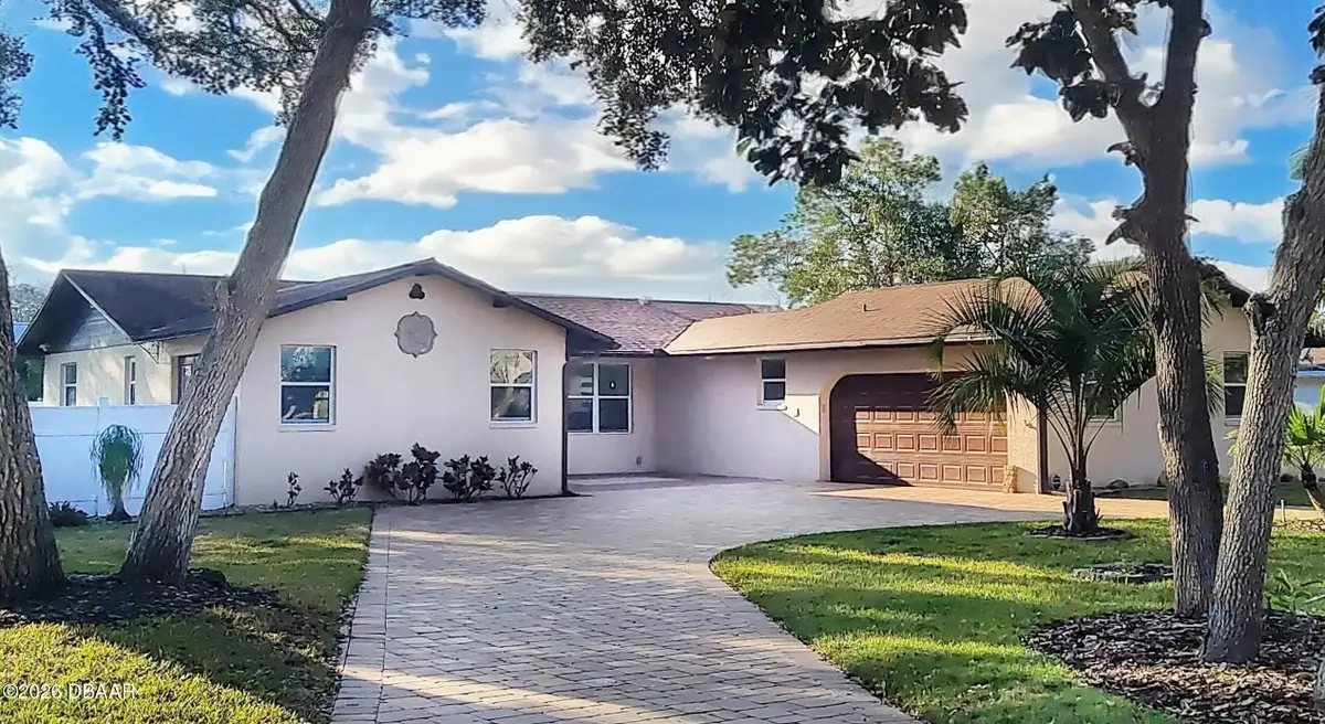 752 N Beach Street, Ormond Beach, FL 32174 - Image #1