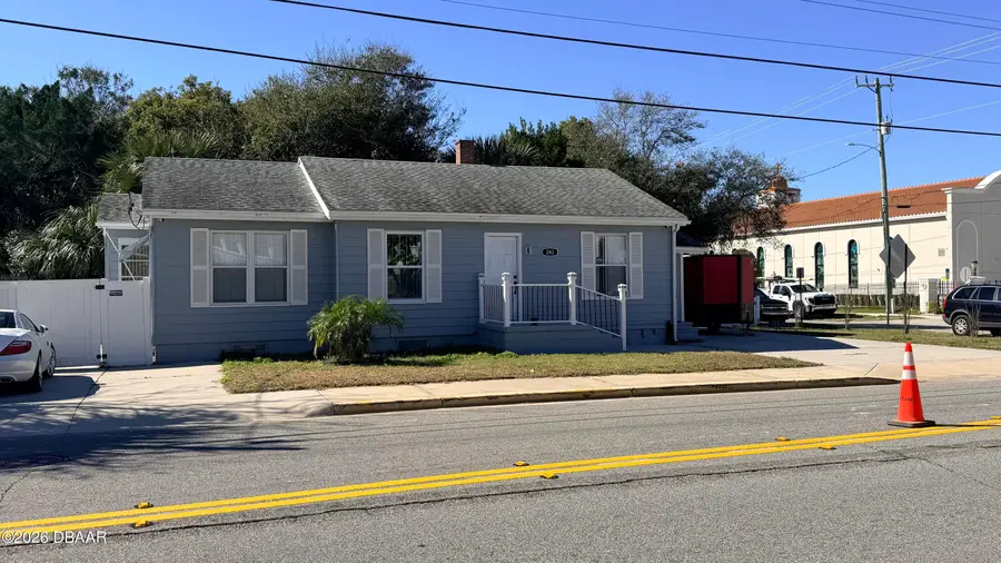 432 N Peninsula Drive, Daytona Beach, FL 32118 - Image #2