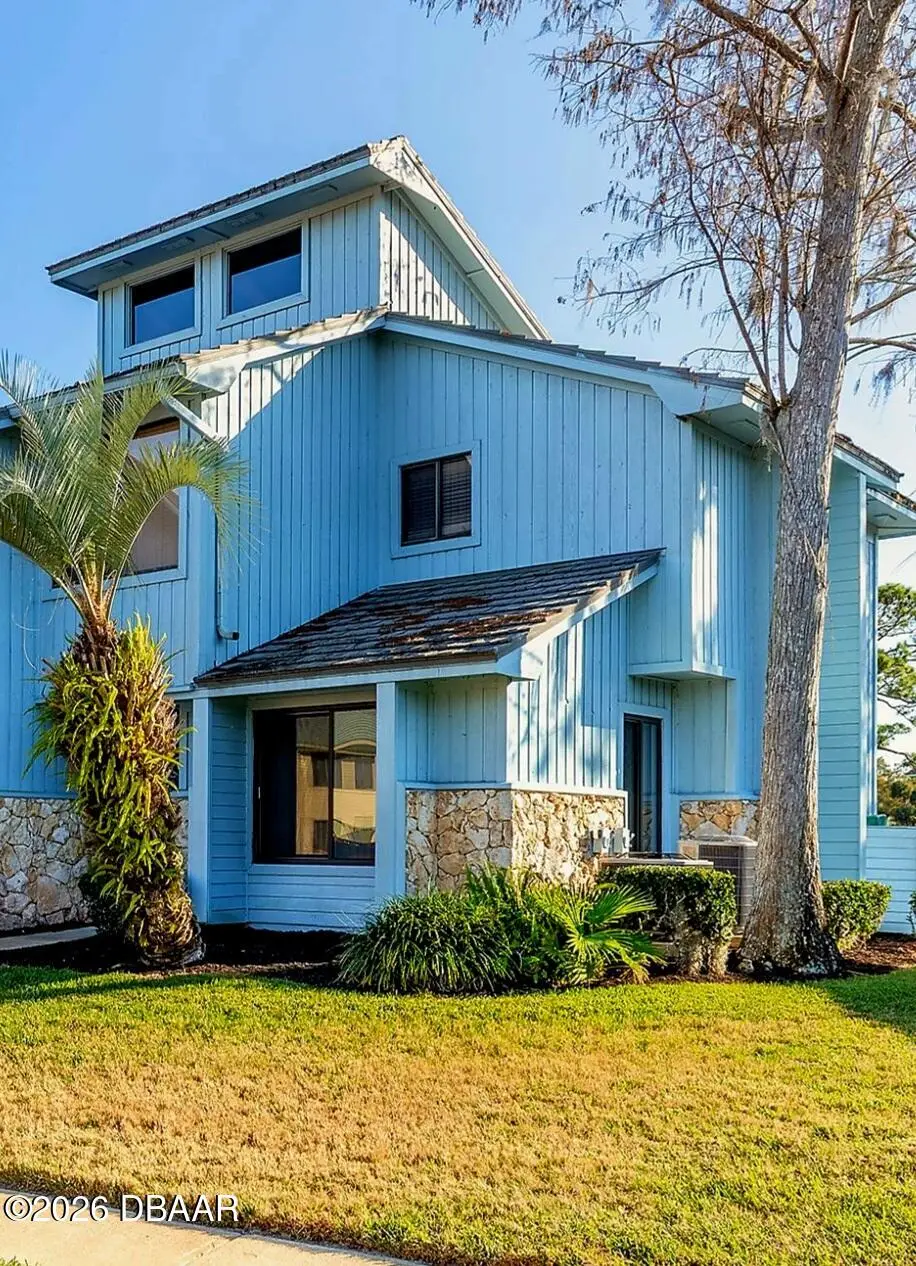 126 Blue Heron Drive #B, Daytona Beach, FL 32119 - Image #1