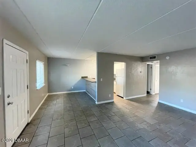 411 N Halifax Avenue, Daytona Beach, FL 32118 - Image #2