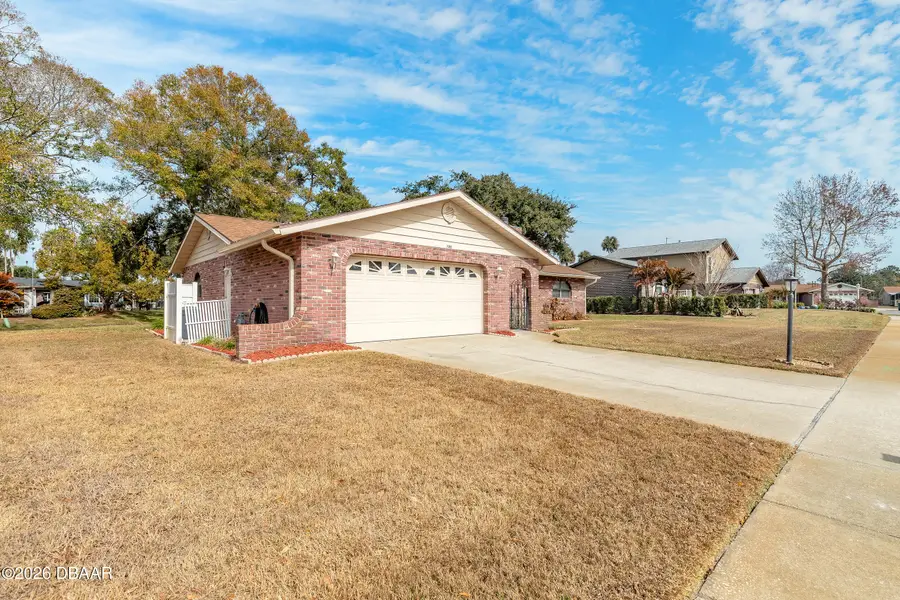 100 Kings Point Court, Daytona Beach, FL 32119 - Image #3