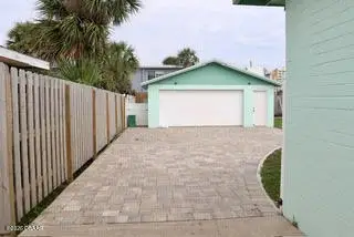 129 Esmeralda Avenue, Daytona Beach, FL 32118 - Image #2
