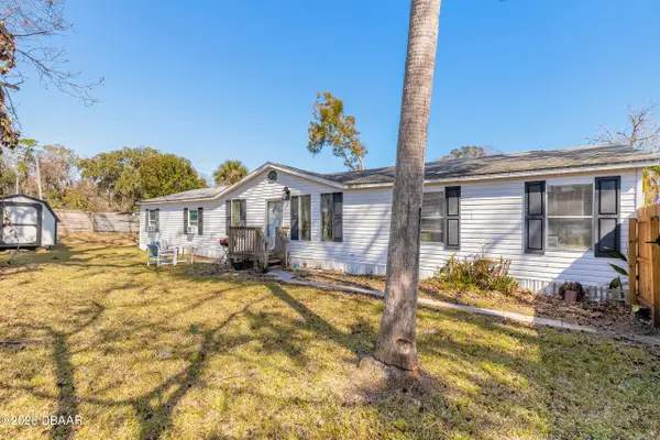 1058 N Green Acres Circle, South Daytona, FL 32119