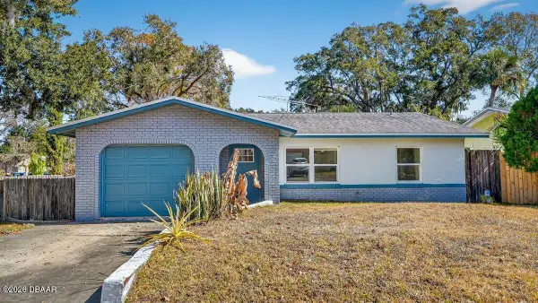 1901 Donald Place, Daytona Beach, FL 32119