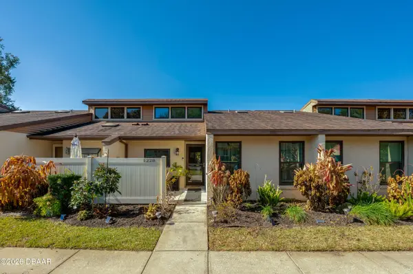 1228 Charter Oaks Circle, Holly Hill, FL 32117