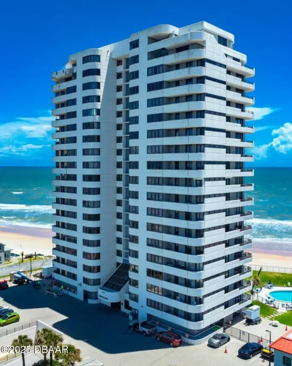 1420 N Atlantic Avenue #301, Daytona Beach, FL 32118