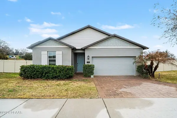 602 Napoli Way, Howey-in-the-Hills, FL 34737
