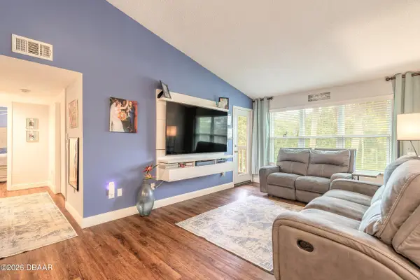 1401 S Palmetto Avenue #309, Daytona Beach, FL 32114