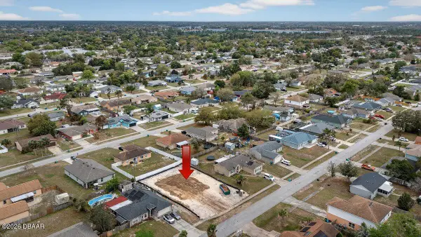 2833 Corrigan Drive, Deltona, FL 32738