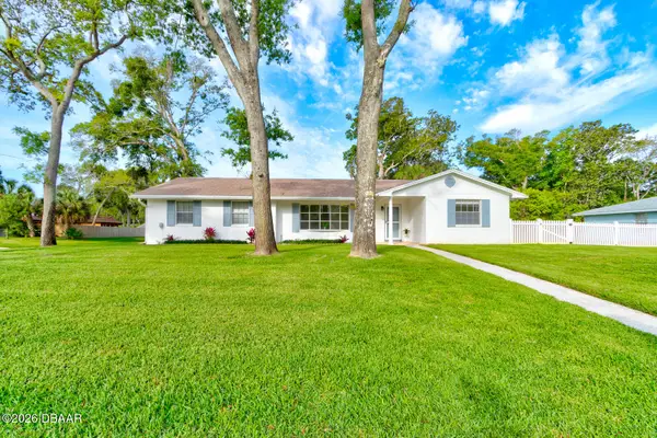 700 Lindenwood Circle #E, Ormond Beach, FL 32174