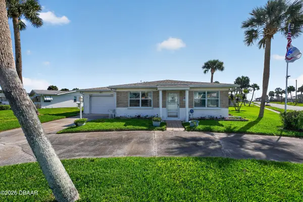 1 Melaleuca Circle, Ormond Beach, FL 32176
