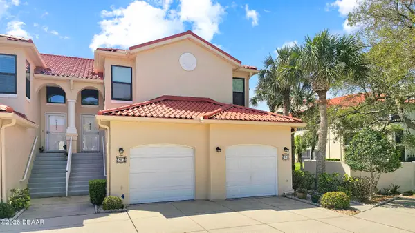 441 Bouchelle Drive #202, New Smyrna Beach, FL 32169