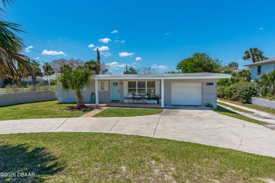 2908 S Peninsula Drive, Daytona Beach, FL 32118 - #2
